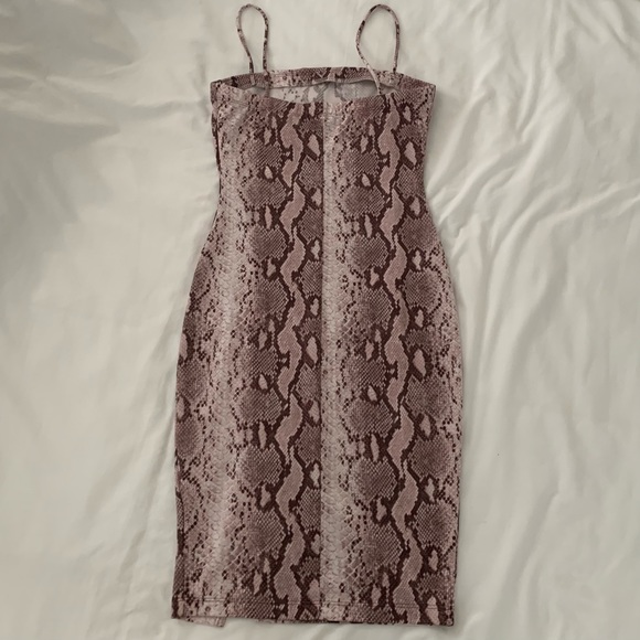 SNAKE PRINT MIDI DRESS - Picture 3 of 5